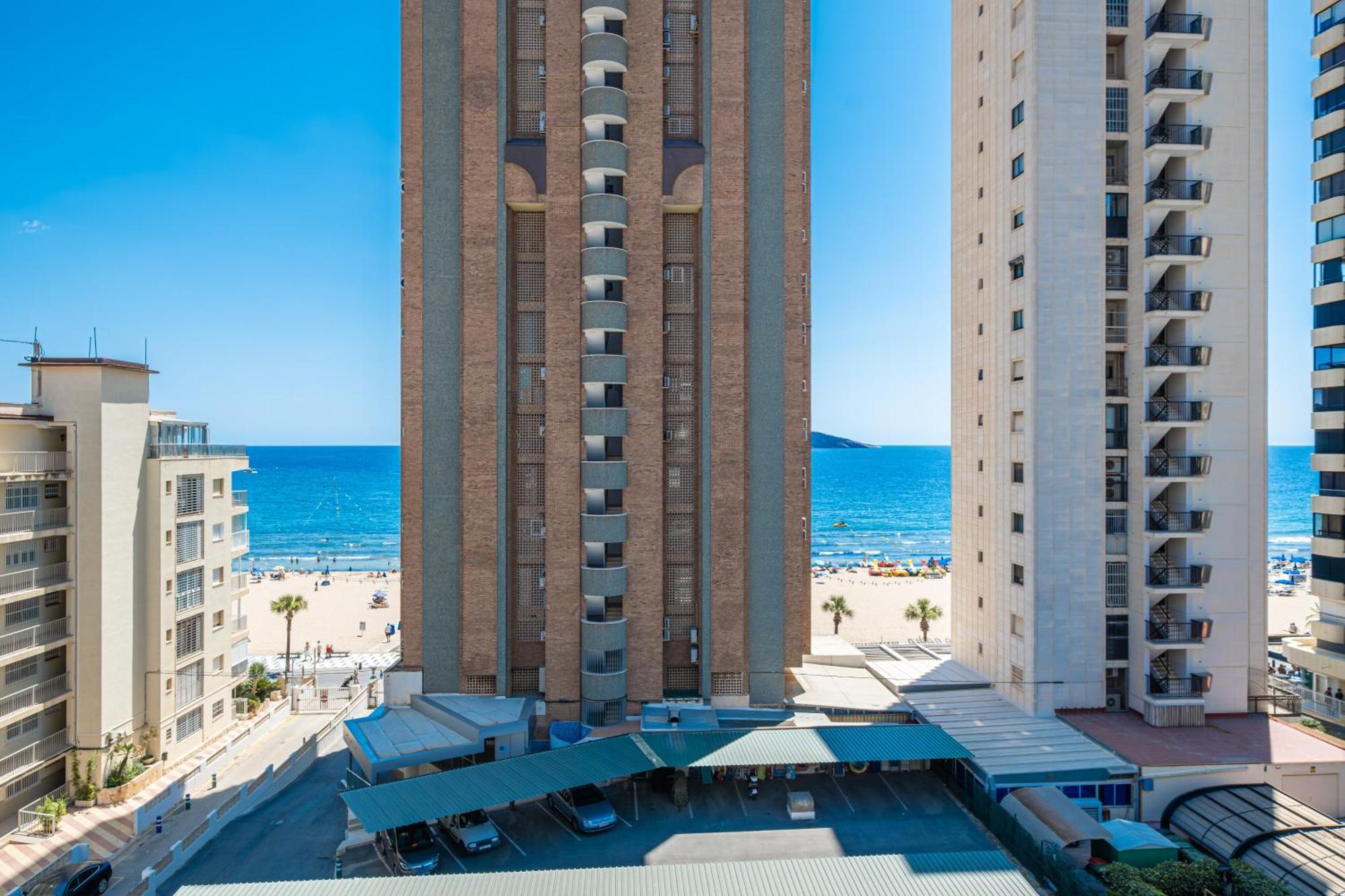 Penthouse El Pato 872 Levante Appartamento